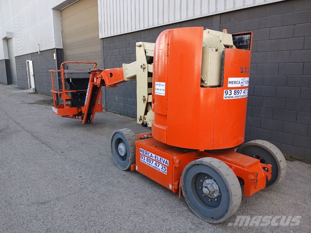 JLG E300AJP Knikarmhoogwerkers