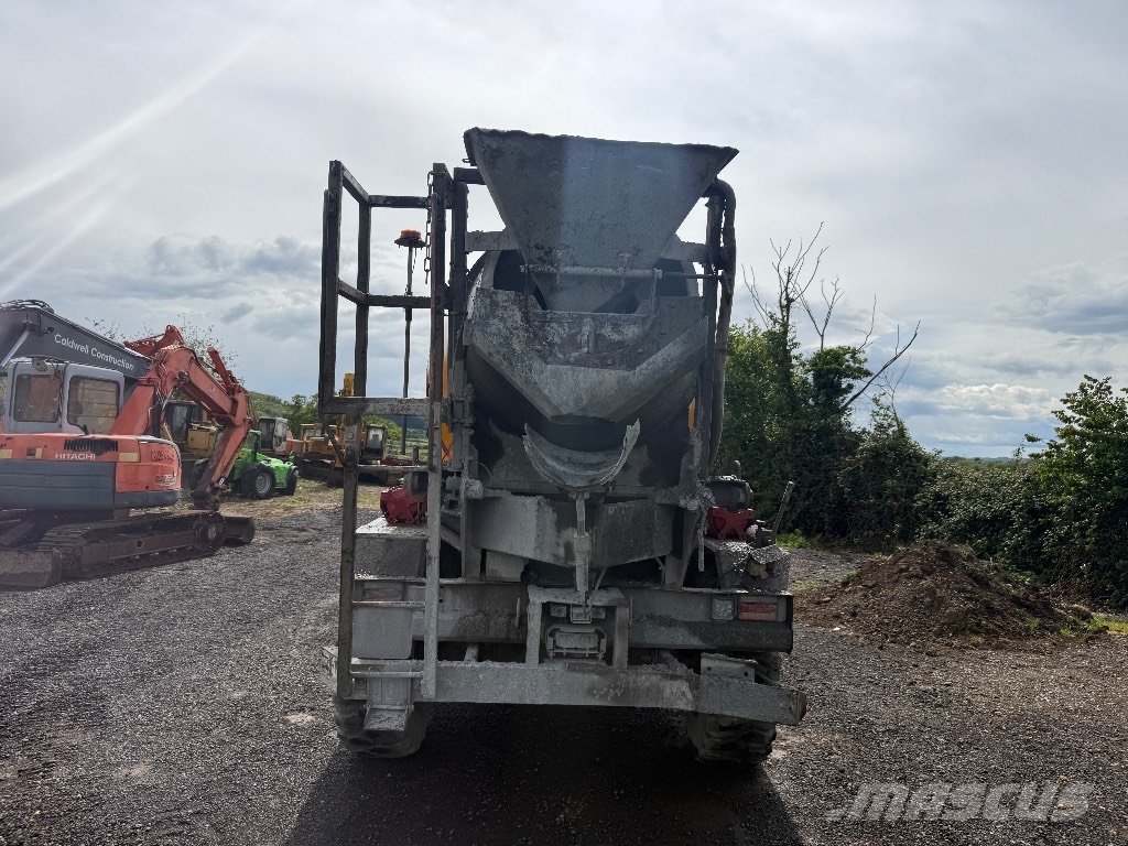Dieci F7000 خلاطات خرسانة/ملاط