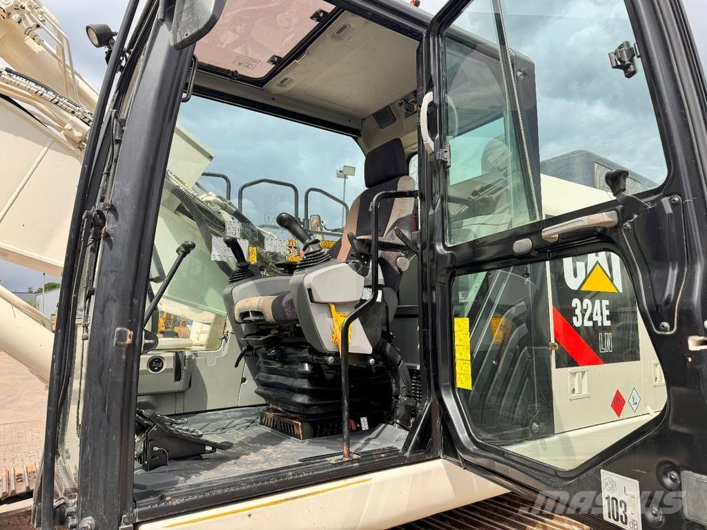 CAT 324 E . 履带挖掘机