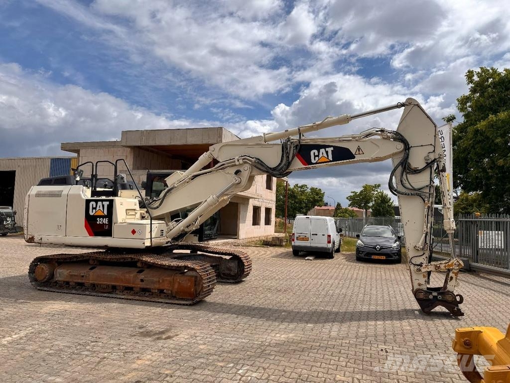 CAT 324 E . 履带挖掘机
