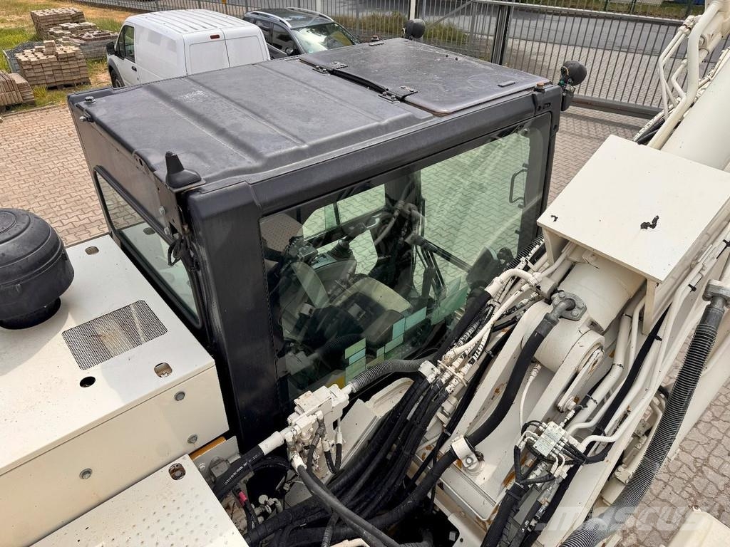 CAT 324 E . 履带挖掘机