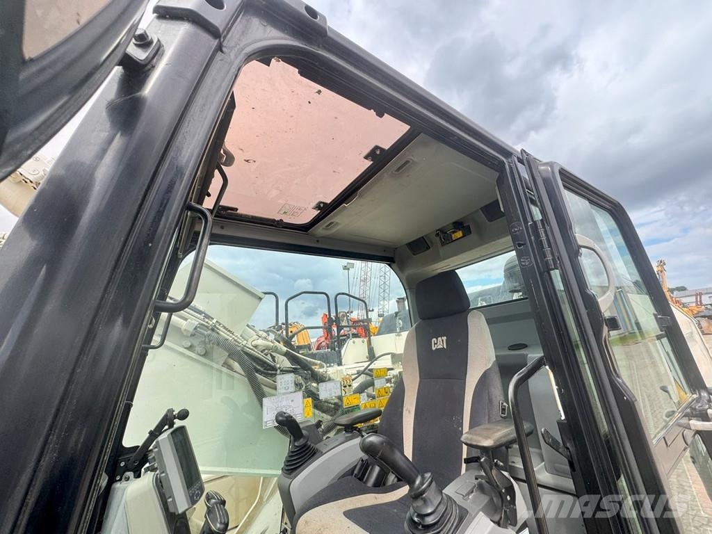 CAT 324 E . 履带挖掘机