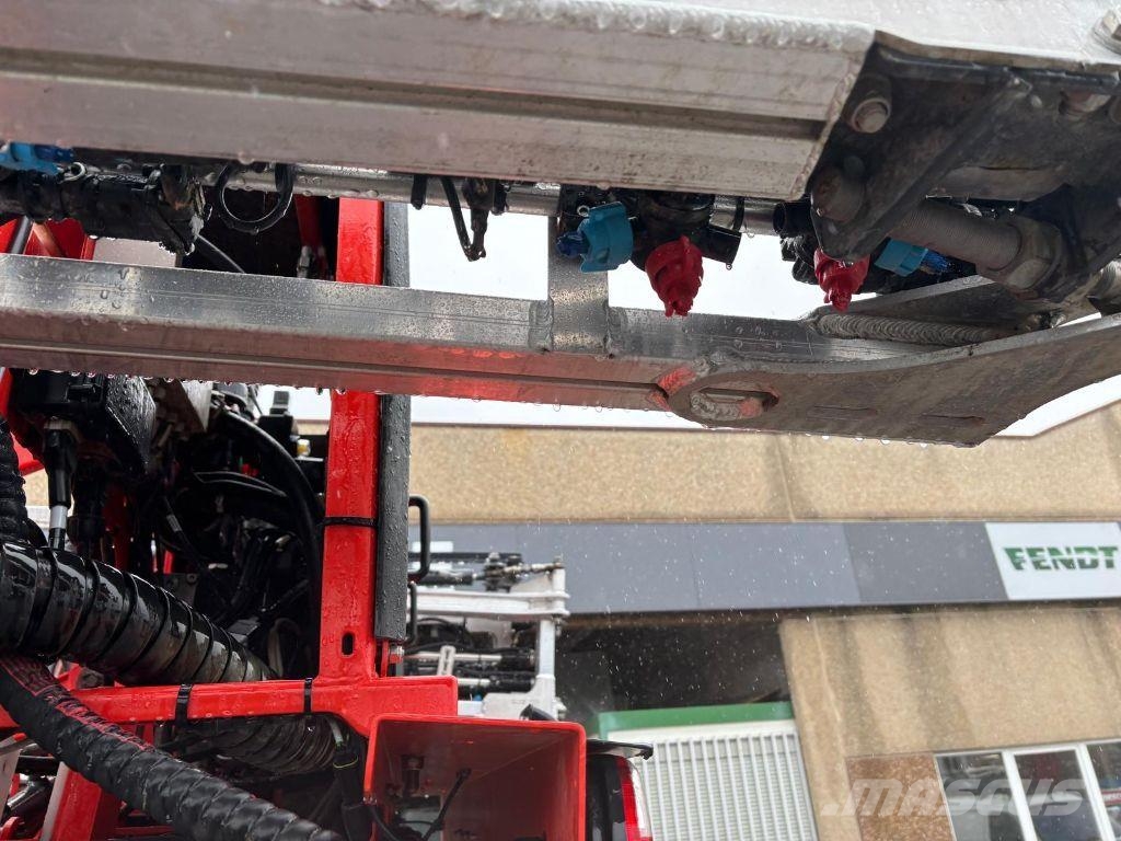 Kuhn Metris 4102 Trailed sprayers