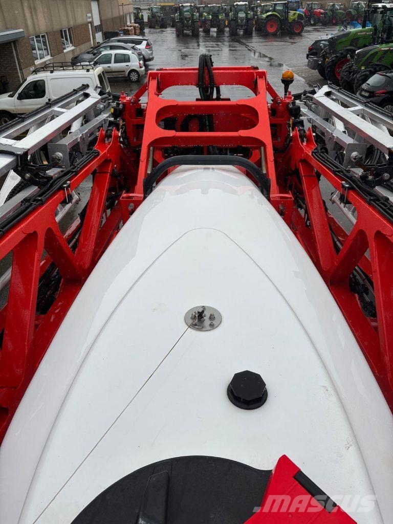 Kuhn Metris 4102 牵引式喷雾机