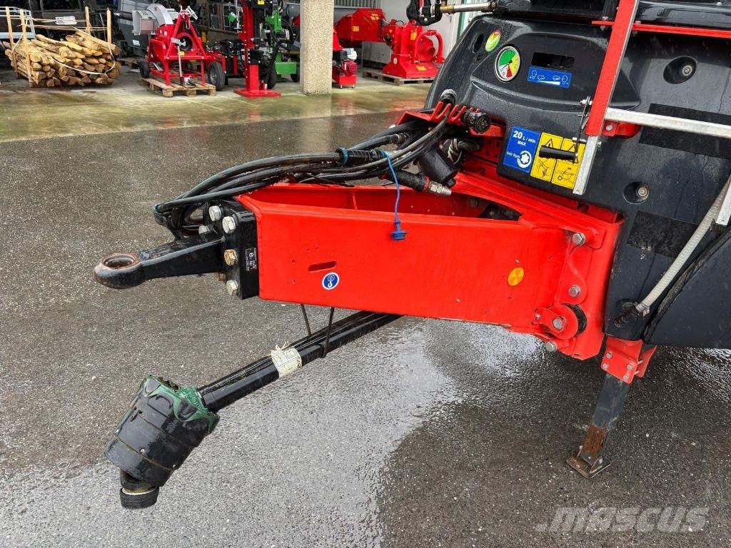 Kuhn Metris 4102 Прицепные опрыскиватели