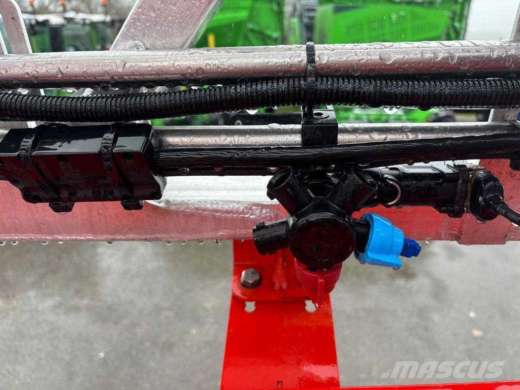 Kuhn Metris 4102 Прицепные опрыскиватели