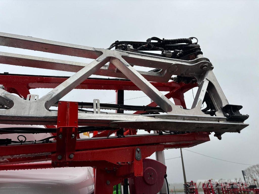 Kuhn Metris 4102 Vlečne škropilnice