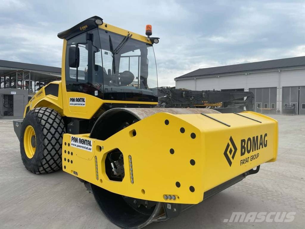 Bomag BW216D-5 Uthyres/For Rental Envalsvältar