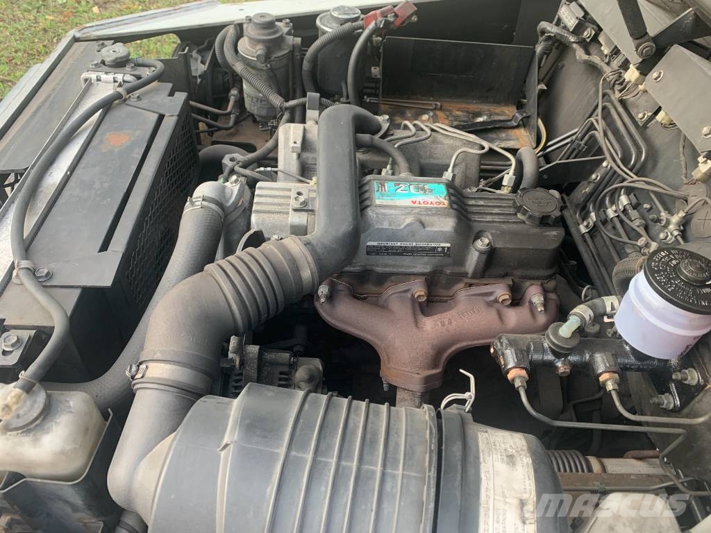 Toyota 2TD25 /02/ V-3421 EO Flughafenausrüstung