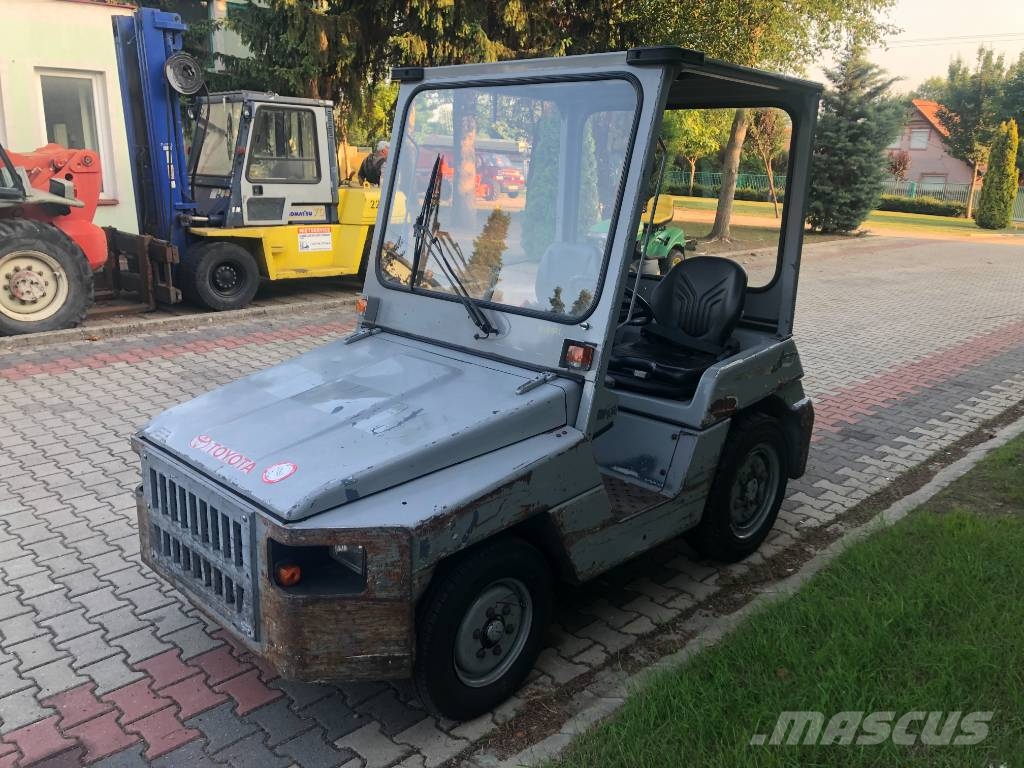 Toyota 2TD25 /02/ V-3421 EO Flughafenausrüstung