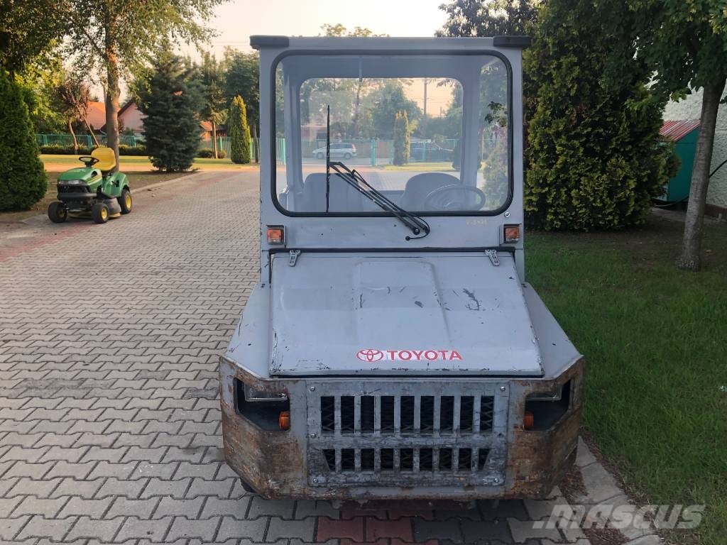 Toyota 2TD25 /02/ V-3421 EO Flughafenausrüstung