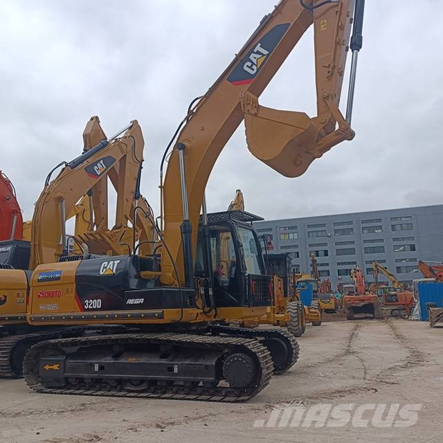 CAT 320 D 대형 굴삭기 29톤 이상