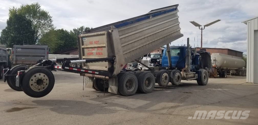 Mack RD 688 S Billenő teherautók