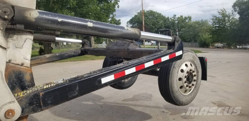 Mack RD 688 S Billenő teherautók