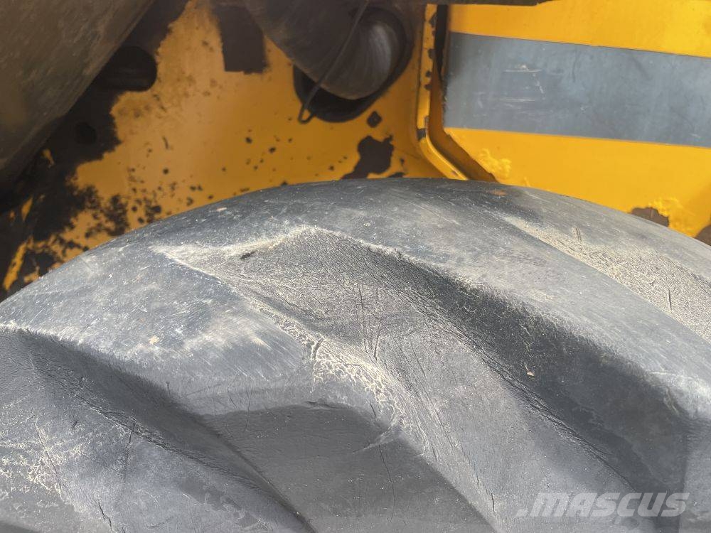 JCB 520-55 Kmetijski teleskopski nakladalci