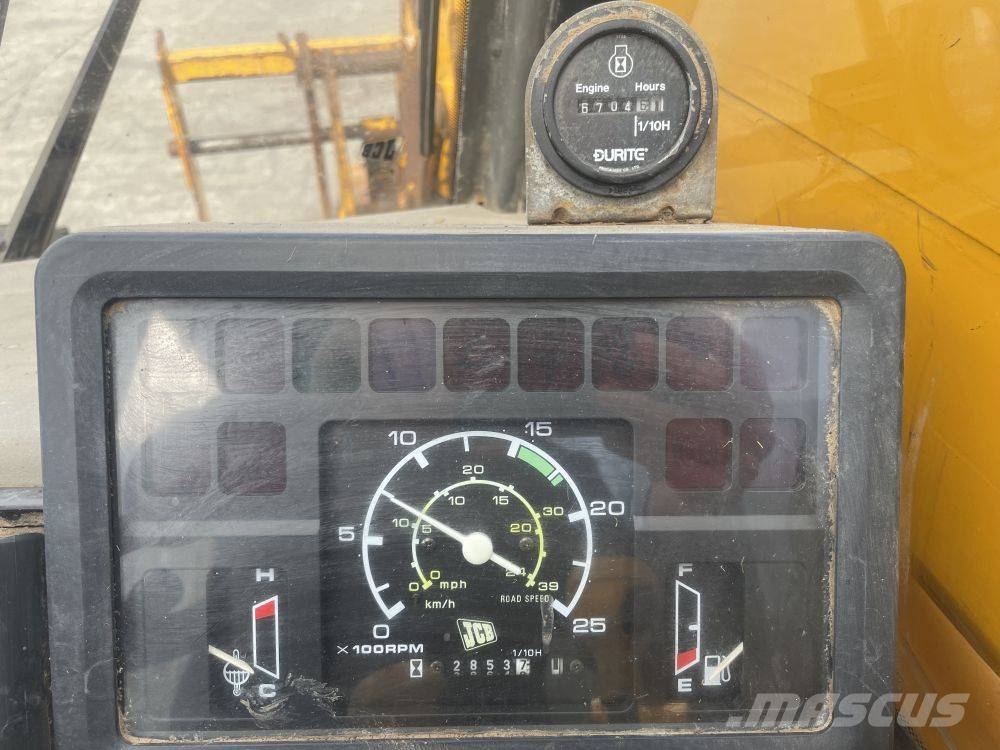 JCB 520-55 Kmetijski teleskopski nakladalci