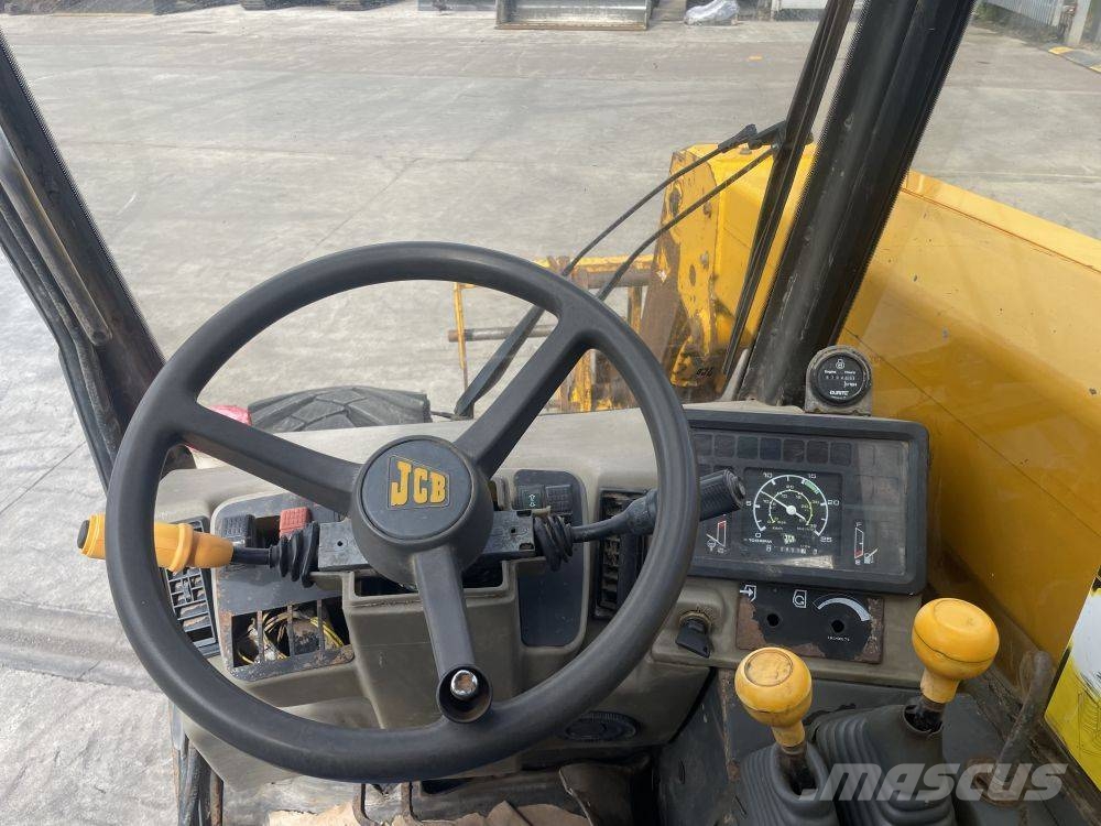 JCB 520-55 Kmetijski teleskopski nakladalci