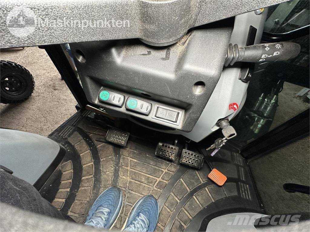 New Holland T4.75S Traktorer