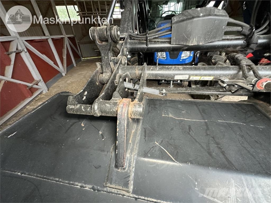 New Holland T4.75S Traktorer