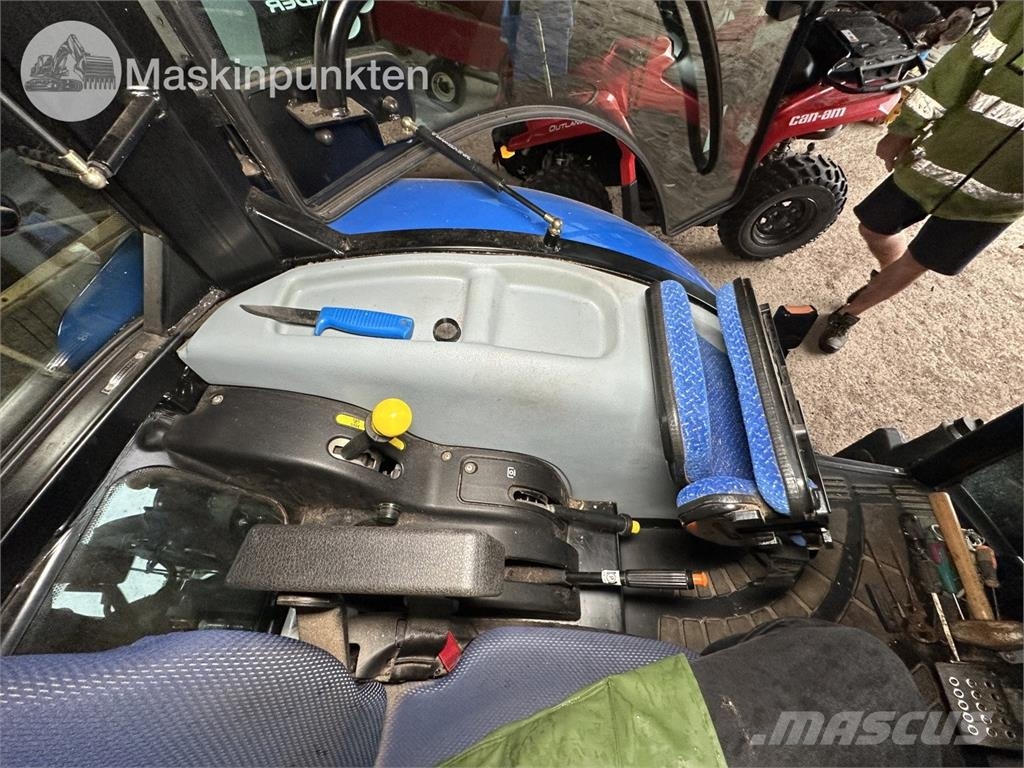 New Holland T4.75S Traktorer