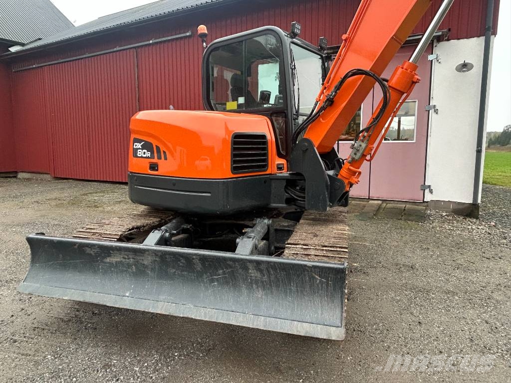 Doosan DX 80 R, stållarv Midi rýpadla 7t - 12t