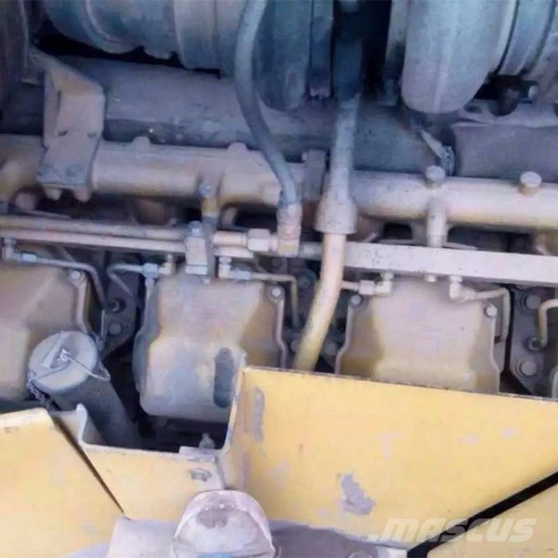 CAT D 11 N 履帶推土機