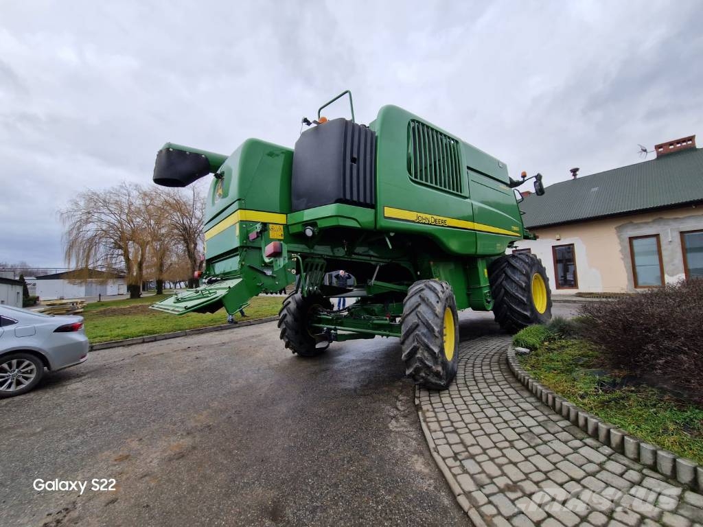 John Deere T 550 Skurtreskere