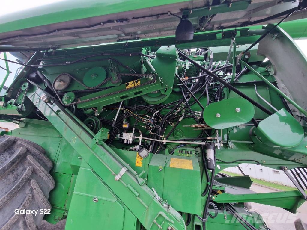 John Deere T 550 Skurtreskere