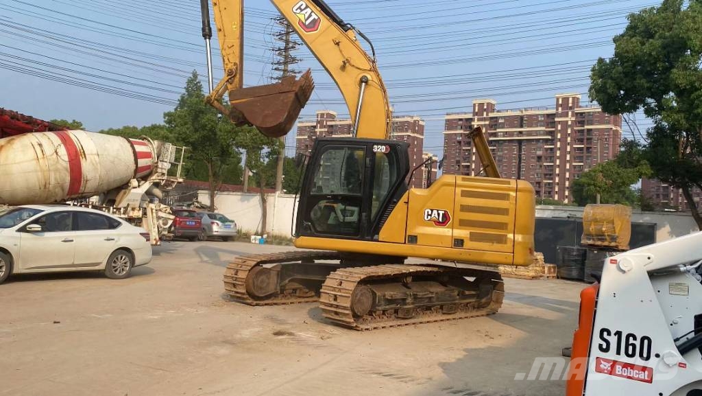 CAT 320 Lánctalpas kotrók