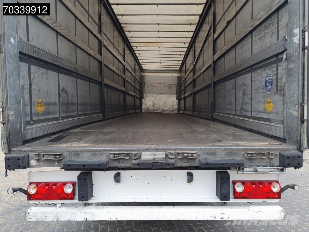 Schmitz Cargobull 3 axles Sliding roof Curtainsiderauflieger