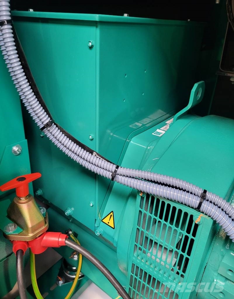 Cummins C110D5Q ディーゼル発電機