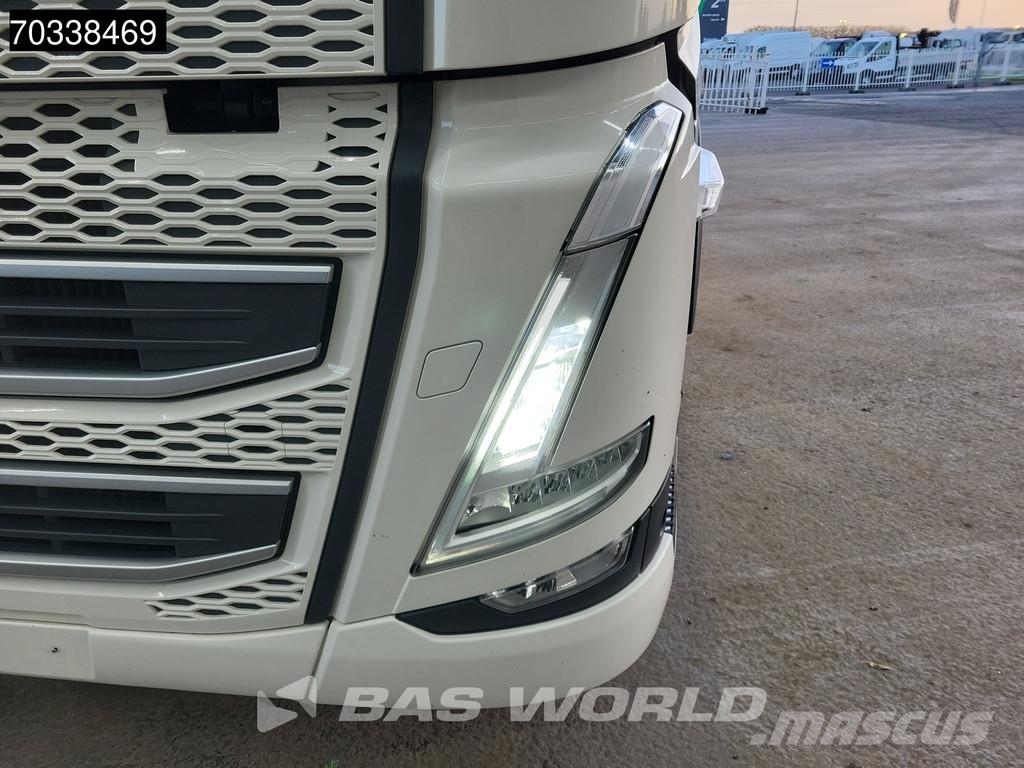 Volvo FH 500 4X2 XL 2x Tanks I-ParkCool ACC Vetopöytäautot