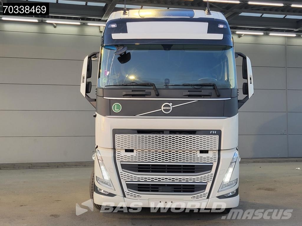 Volvo FH 500 4X2 XL 2x Tanks I-ParkCool ACC Vetopöytäautot