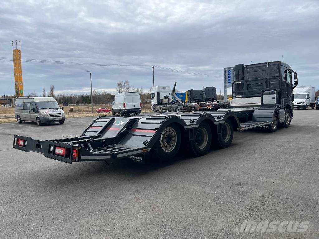 Volvo FH 16 750  10x4 Camiones de transporte de maquinaria forestal