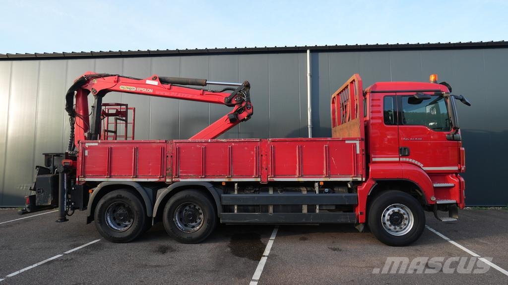 MAN TGS 33.440 6x4 open box with Palfinger crane Maastikutõstukid