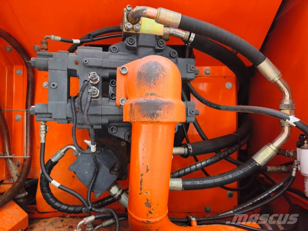Doosan DX 340 LC حفارات زحافة