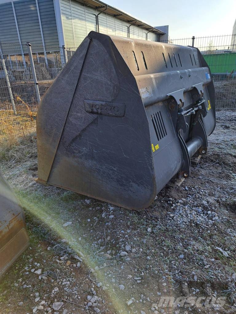 Volvo Hochkippschaufel WLA82041 #A-7187 Cucharones