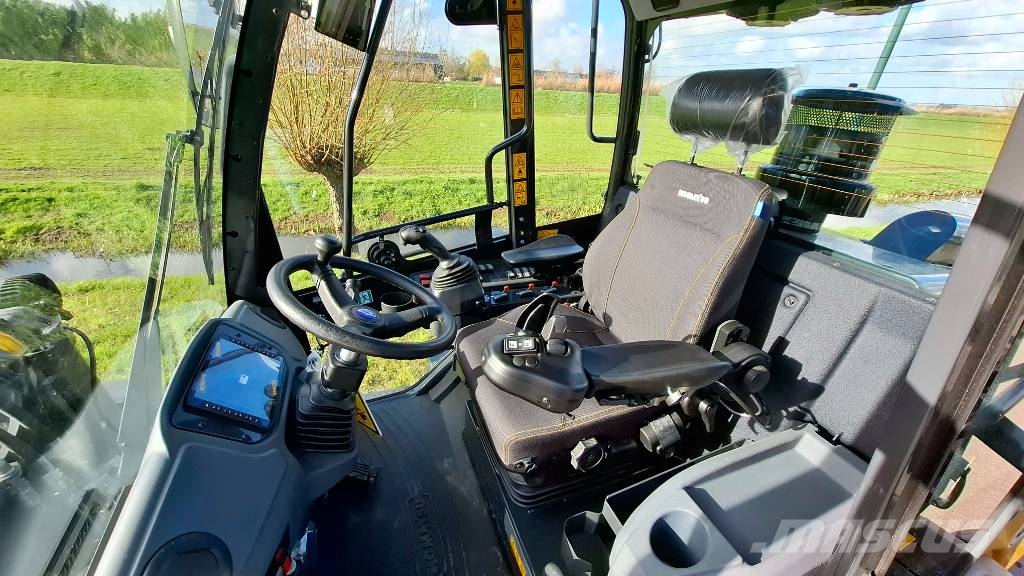 Komatsu WA 170M-11E0 لوادر بعجل