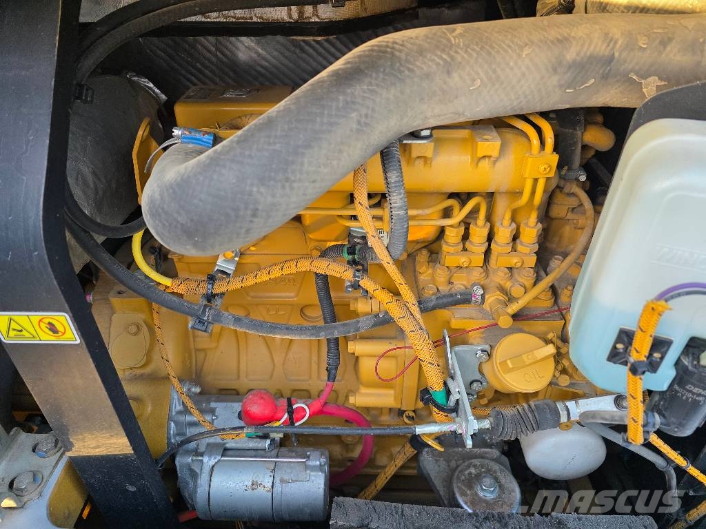 CAT 305E CR, 2014 ROK, 2600 MTH !!! Minikaivukoneet < 7t