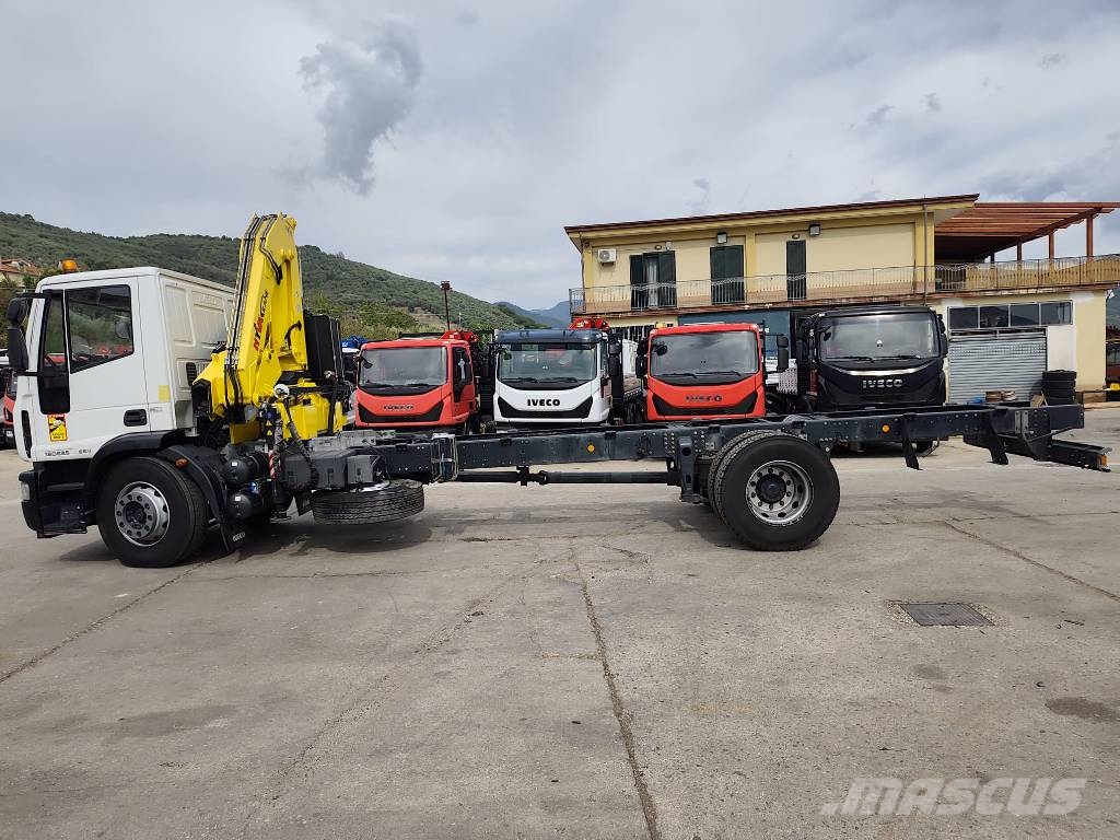 Iveco Eurocargo 180 E25K Nosturiautot