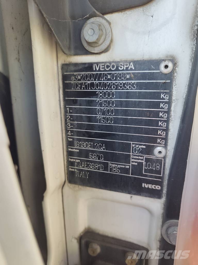 Iveco Eurocargo 180 E25K Camiones grúa