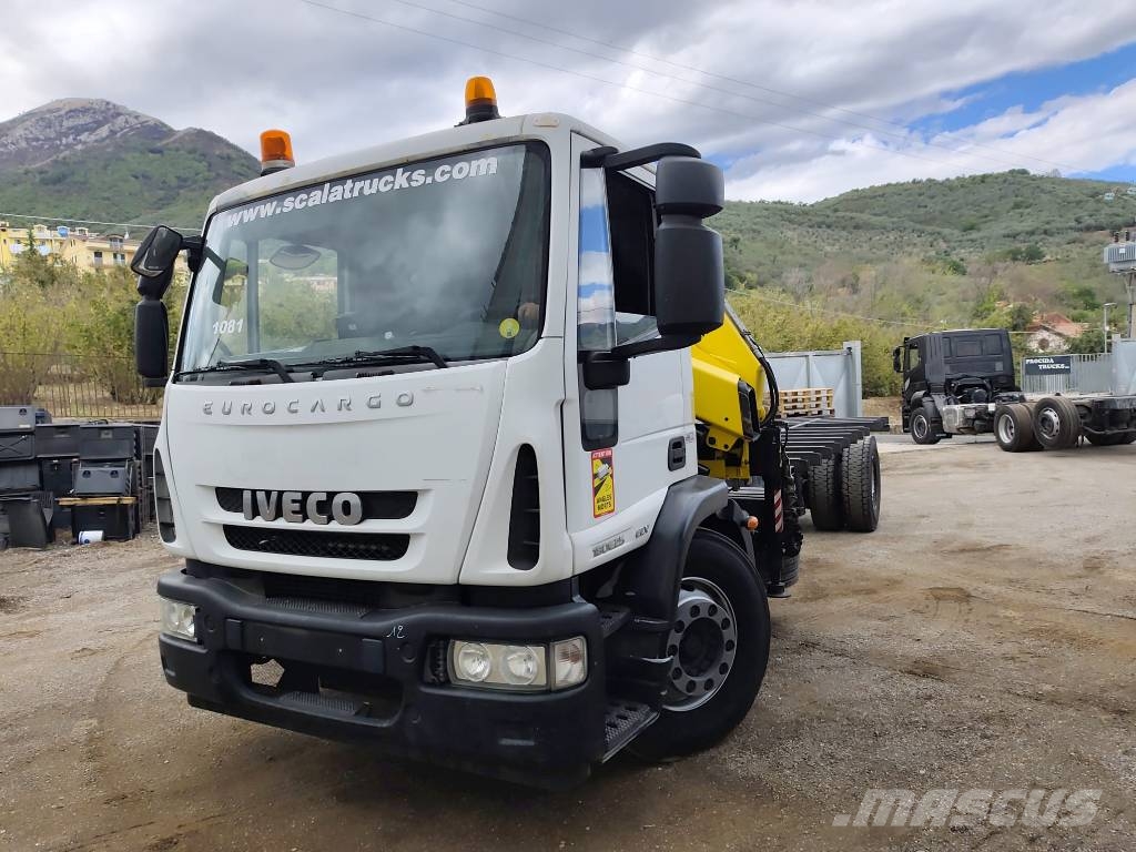 Iveco Eurocargo 180 E25K Camiones grúa