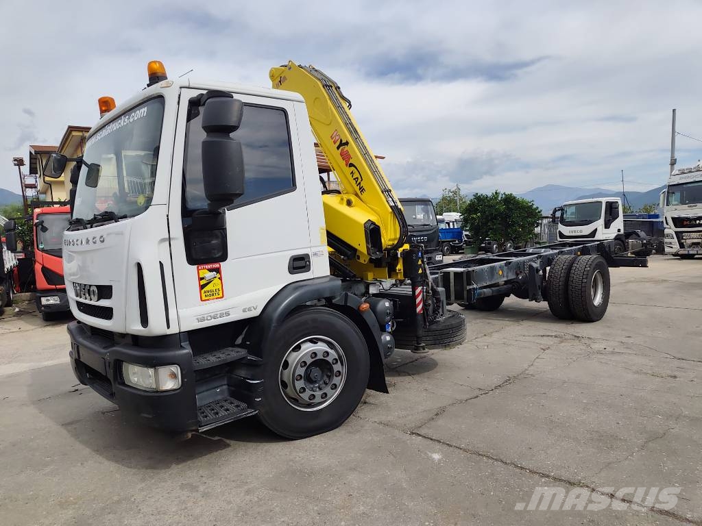 Iveco Eurocargo 180 E25K Nosturiautot