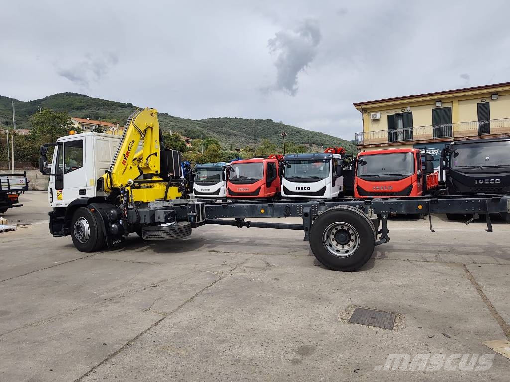 Iveco Eurocargo 180 E25K Nosturiautot