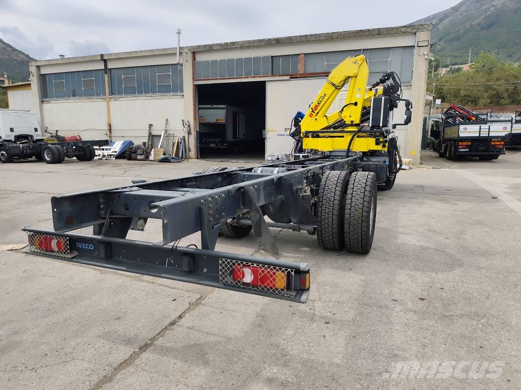 Iveco Eurocargo 180 E25K Nosturiautot
