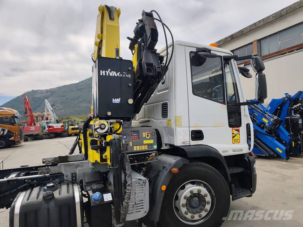 Iveco Eurocargo 180 E25K Nosturiautot