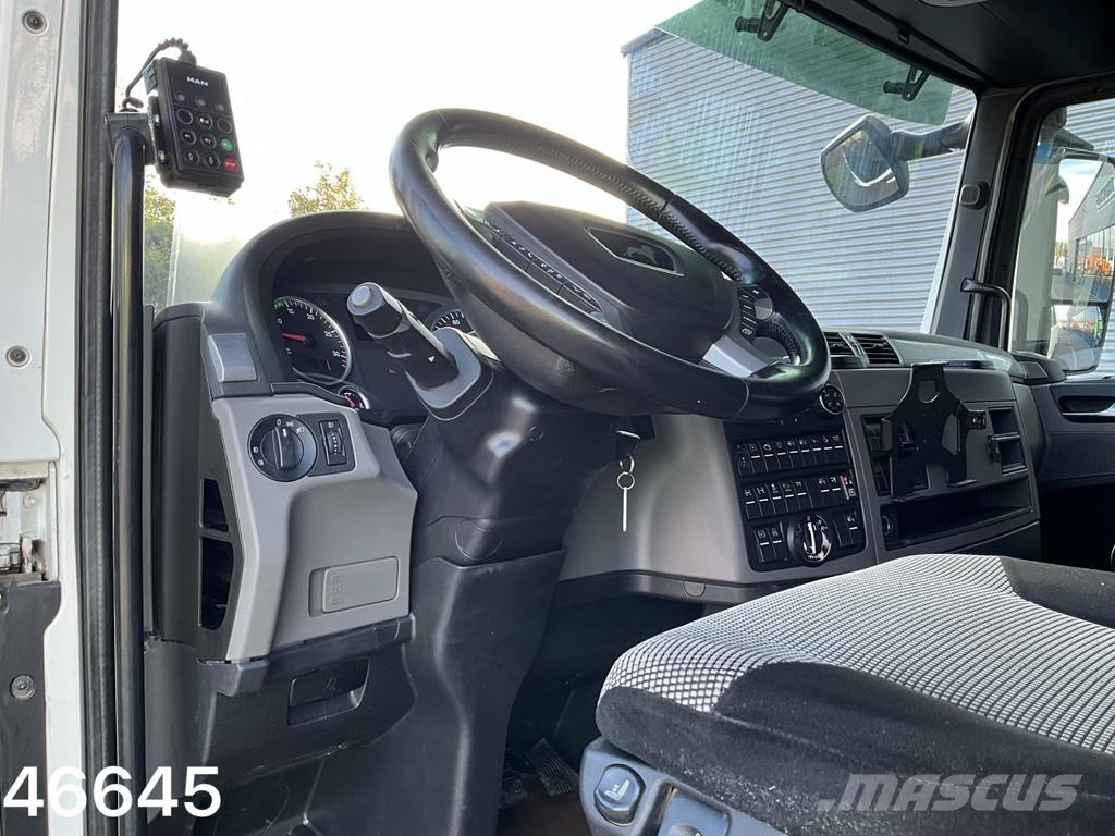 MAN TGX 35.510 8x4 Hyvalift 22 Ton haakarmsysteem Camion ampliroll