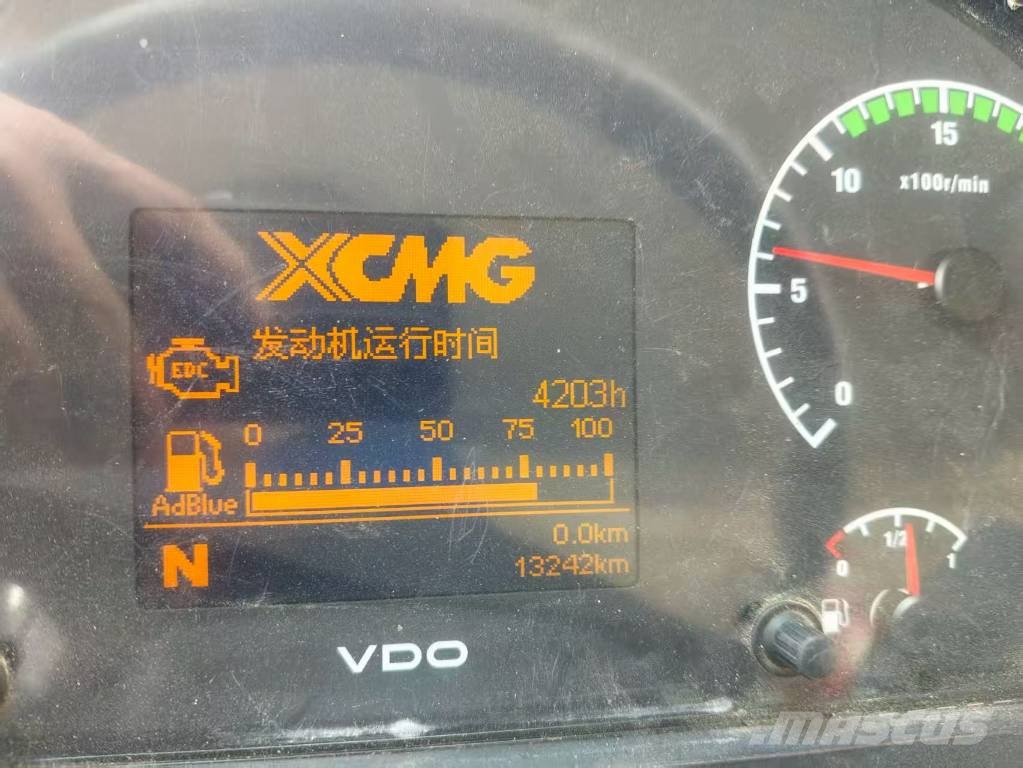XCMG QY130K7C Kranen voor alle terreinen