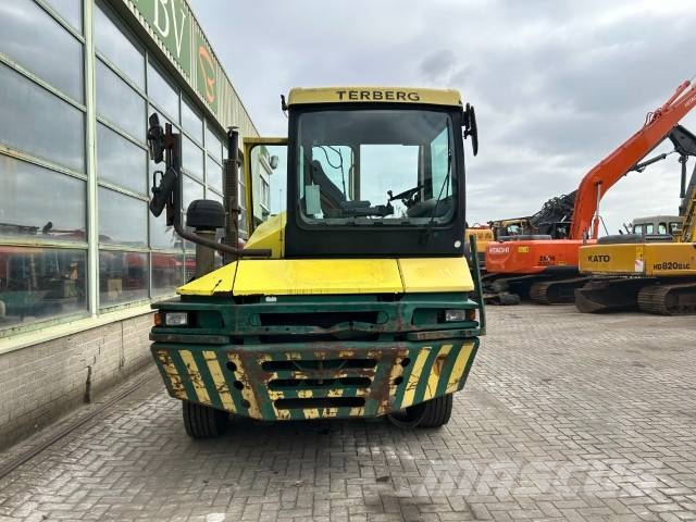 Terberg RT282  4x4 Terminálový ťahač