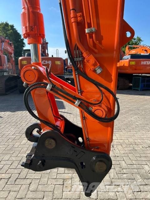 Hitachi ZX 250 LC N-6 Escavadeiras de esteiras